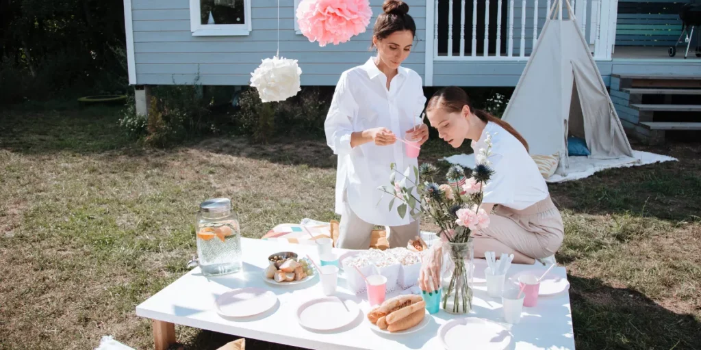 What Are the Best Themes for Summer Party Decorations? What Are the Best Themes for Summer Party Decorations?