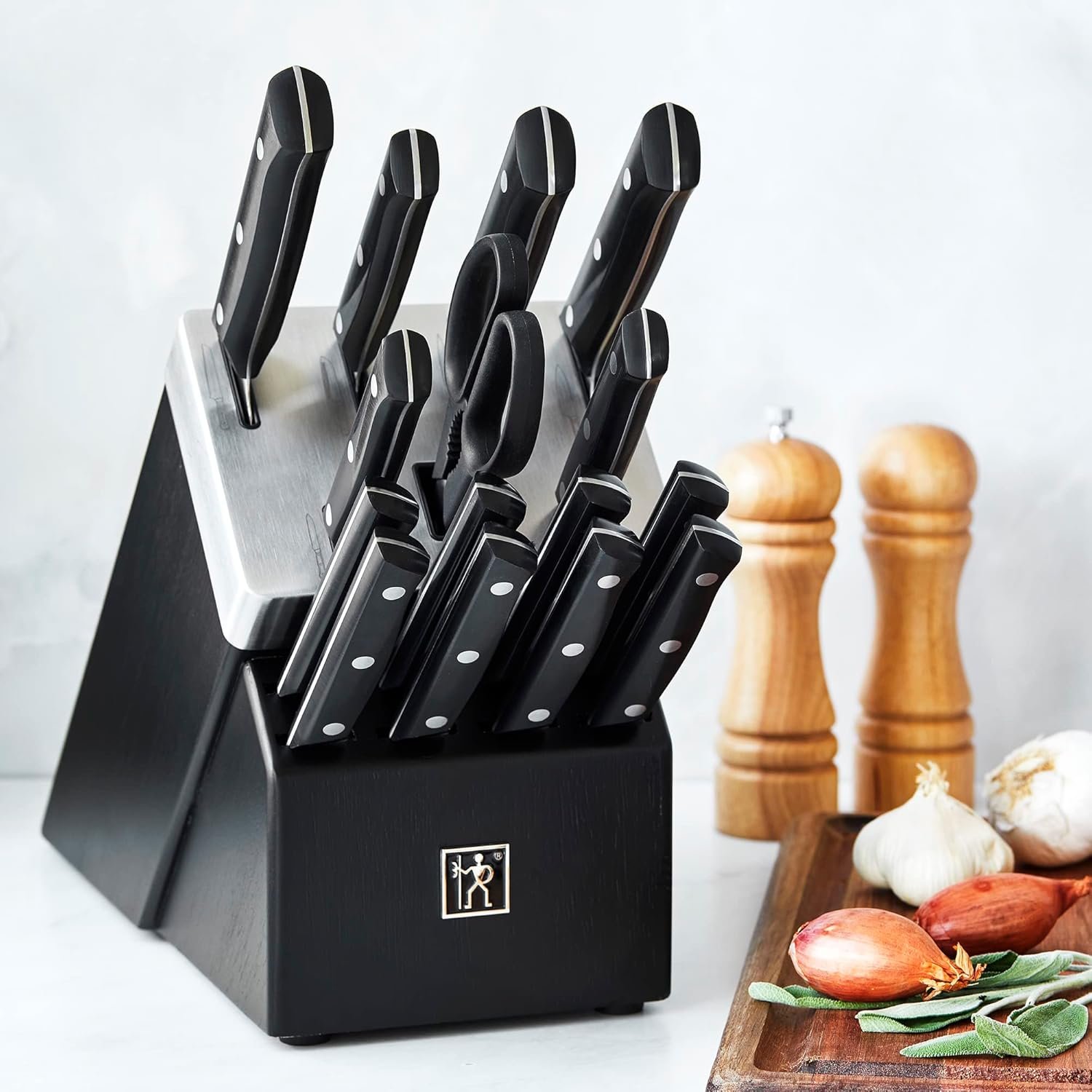 HENCKELS Solution Razor-Sharp 16-pc Knife Set, Chef Knife, Bread Knife, Steak Knife, German Engineered Informed by 100+ Years of Mastery - Image 5